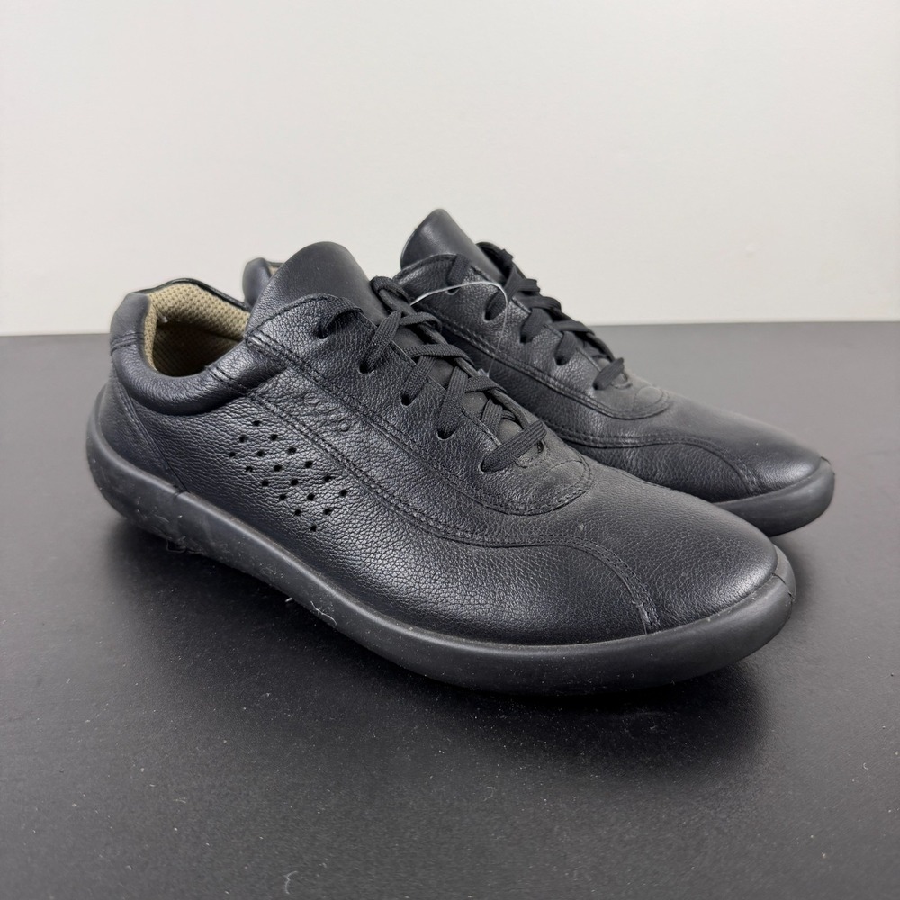ECCO Sneakers Women's 8.5 EU 39 Black Leather Low Top Casual Comfort Lace-Up